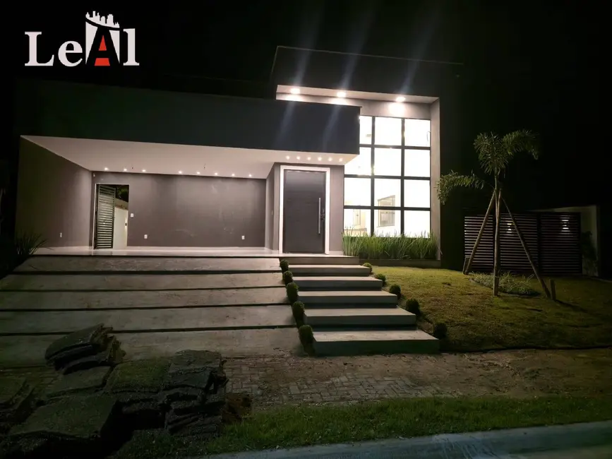Casa com 3 quartos à venda, 402m2 em Itapeba, Marica - RJ - imagem 6 Foto 6 de Casa com 3 quartos à venda, 402m2 em Itapeba, Marica - RJ