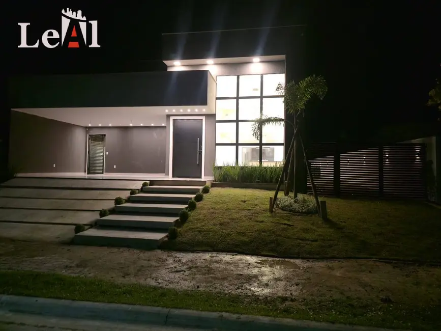 Casa com 3 quartos à venda, 402m2 em Itapeba, Marica - RJ - imagem 5 Foto 5 de Casa com 3 quartos à venda, 402m2 em Itapeba, Marica - RJ