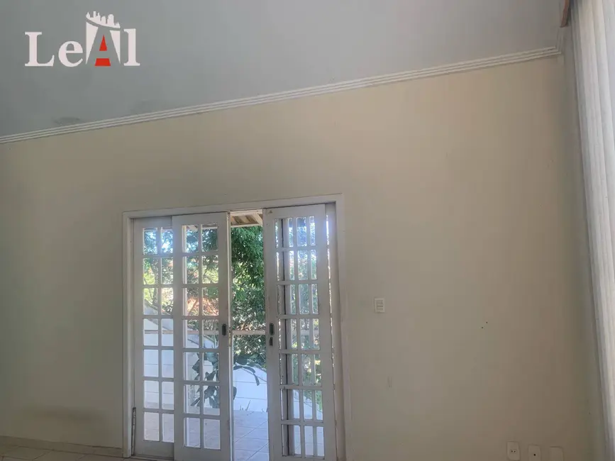 Casa com 3 quartos à venda em Centro, Marica - RJ - imagem 7 Foto 7 de Casa com 3 quartos à venda em Centro, Marica - RJ