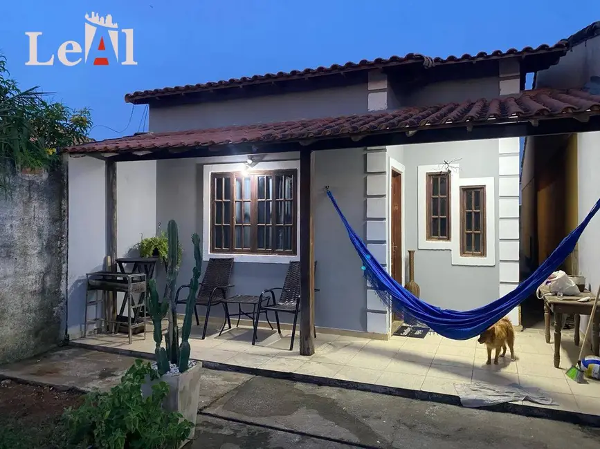 Foto 2 de Casa com 2 quartos à venda em Marica - RJ