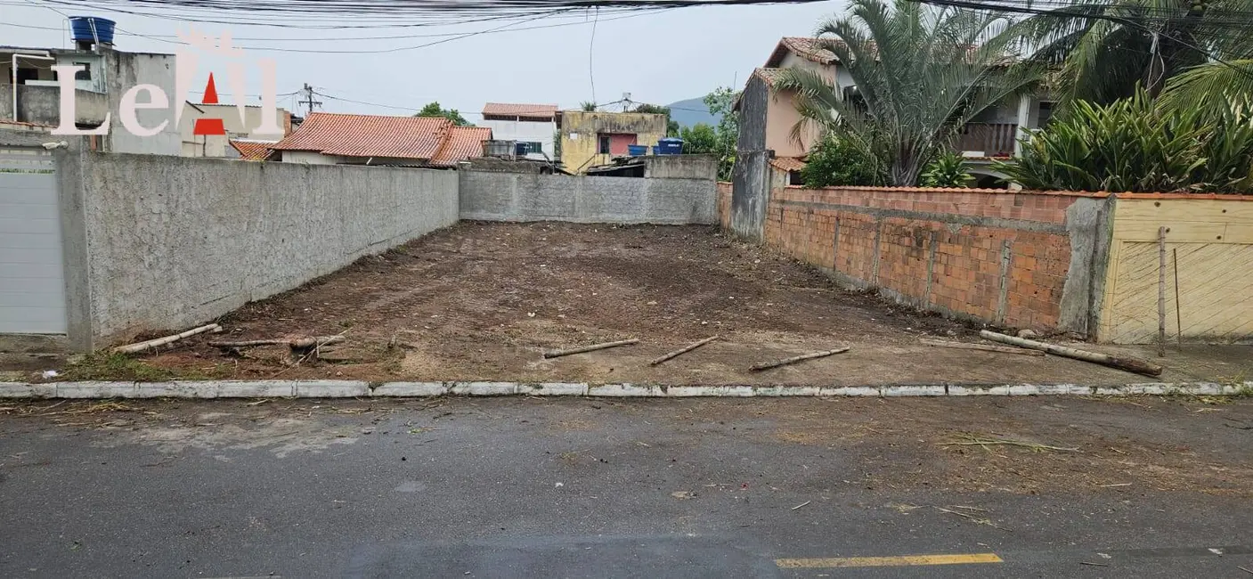 Foto 1 de Terreno / Lote à venda em Centro, Marica - RJ