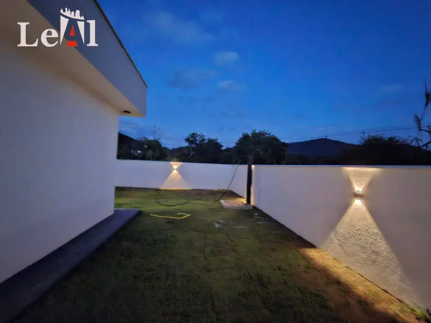 Foto 4 de Casa com 3 quartos à venda em Ubatiba, Marica - RJ