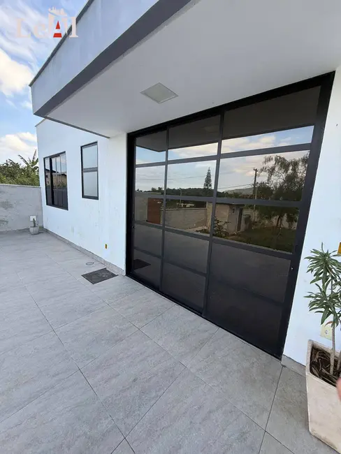 Foto 3 de Casa com 1 quarto à venda, 360m2 em Caxito, Marica - RJ