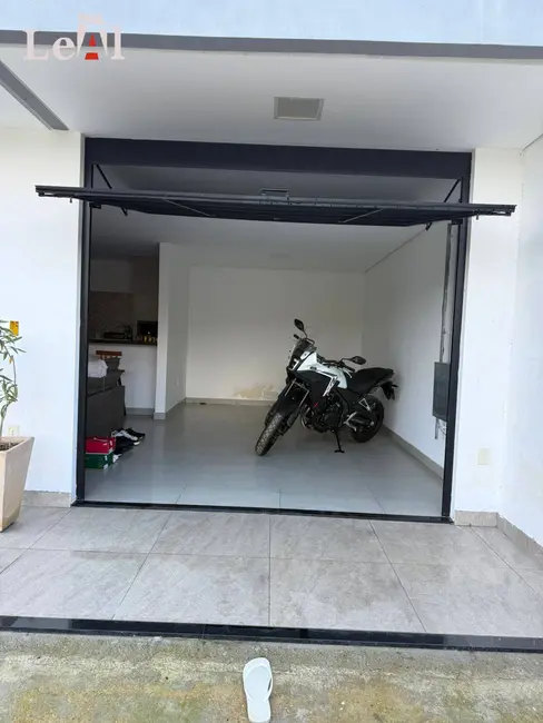 Foto 4 de Casa com 1 quarto à venda, 360m2 em Caxito, Marica - RJ