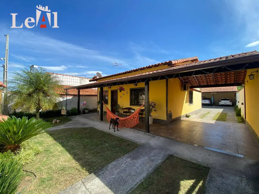 Casa com 4 quartos à venda, 172m2 em Mumbuca, Marica - RJ - imagem 2 Foto 2 de Casa com 4 quartos à venda, 172m2 em Mumbuca, Marica - RJ
