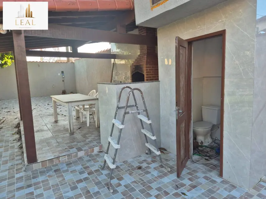 Foto 4 de Casa com 5 quartos à venda em Cordeirinho (Ponta Negra), Marica - RJ