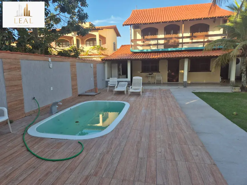 Foto 1 de Casa com 5 quartos à venda em Cordeirinho (Ponta Negra), Marica - RJ