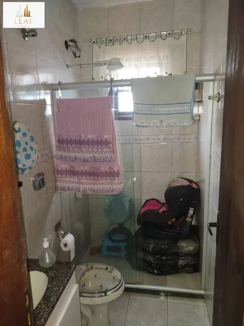 Foto 5 de Casa com 2 quartos à venda, 230m2 em Jardim Atlântico Central (Itaipuaçu), Marica - RJ
