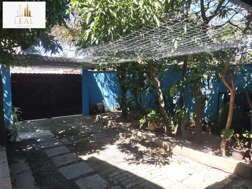Foto 9 de Casa com 2 quartos à venda, 230m2 em Jardim Atlântico Central (Itaipuaçu), Marica - RJ