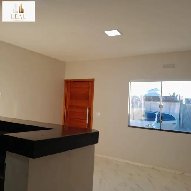 Foto 4 de Casa com 2 quartos à venda, 240m2 em Jardim Atlântico Central (Itaipuaçu), Marica - RJ