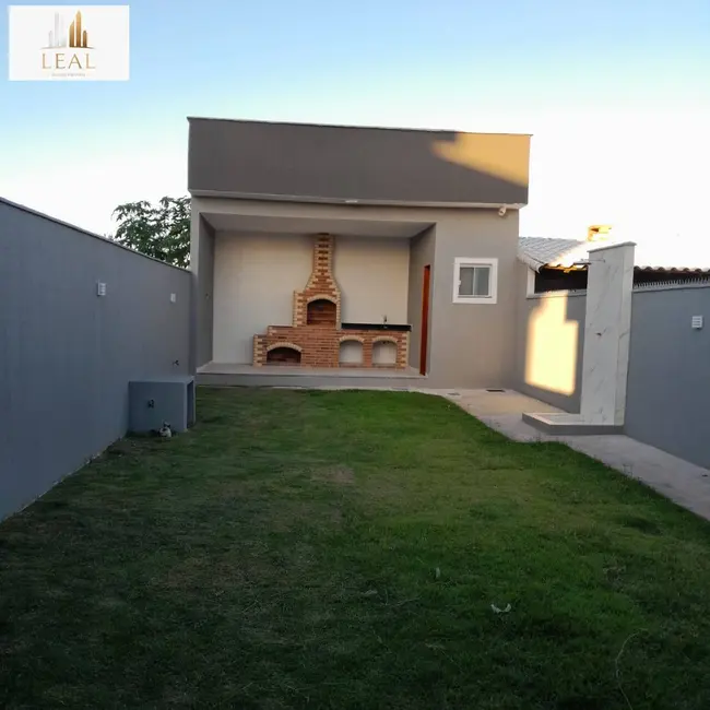 Foto 6 de Casa com 2 quartos à venda, 240m2 em Jardim Atlântico Central (Itaipuaçu), Marica - RJ