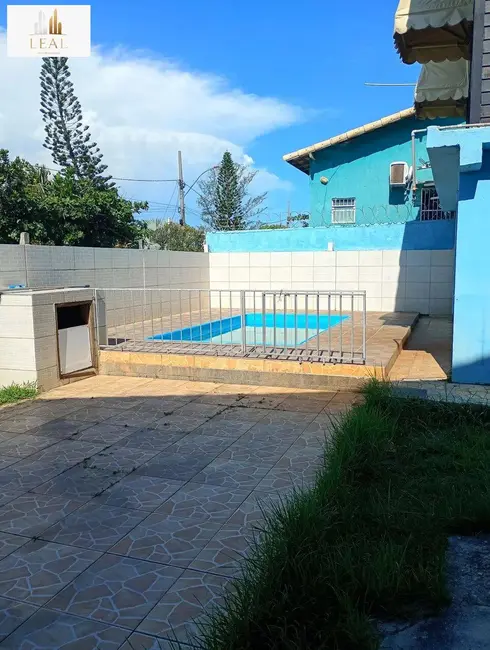 Foto 3 de Casa com 4 quartos à venda em Jardim Atlântico Central (Itaipuaçu), Marica - RJ