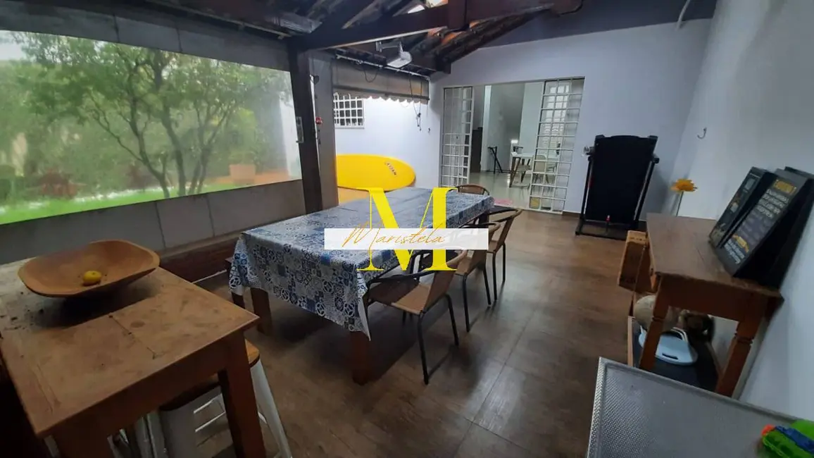 Foto 2 de Casa com 3 quartos à venda, 300m2 em Vila Pires, Santo Andre - SP