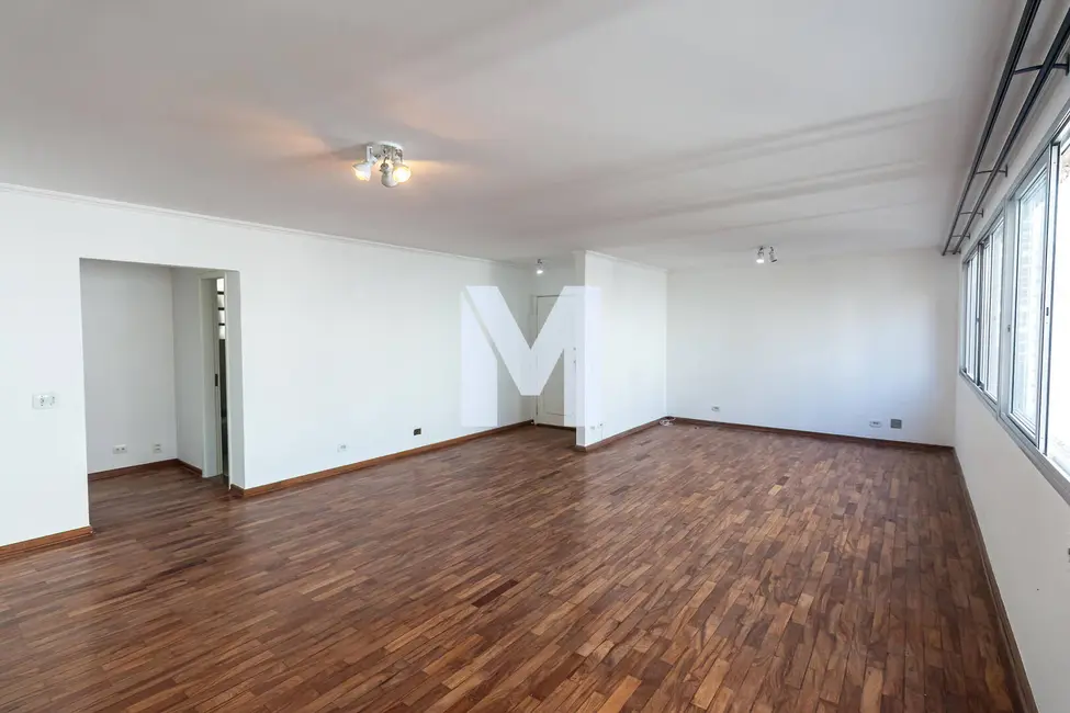 Foto 2 de Apartamento com 3 quartos para alugar, 175m2 em Itaim Bibi, São Paulo - SP