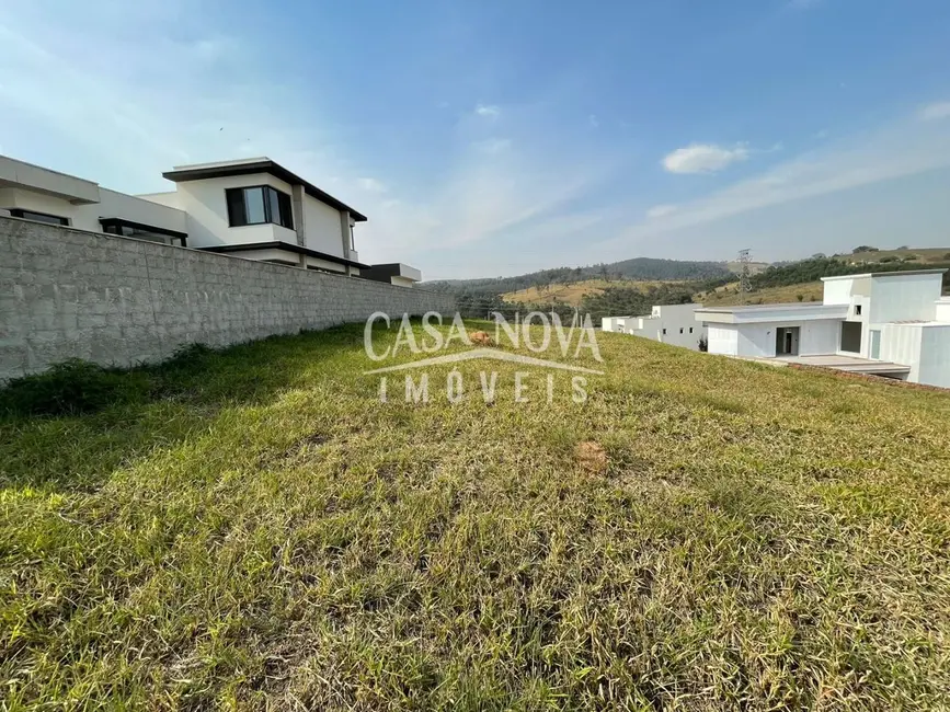 Foto 1 de Terreno / Lote à venda, 1042m2 em Centro, Vinhedo - SP