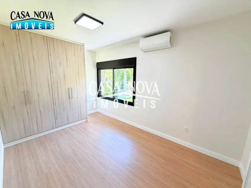 Foto 8 de Casa de Condomínio com 3 quartos para alugar, 800m2 em Vinhedo - SP