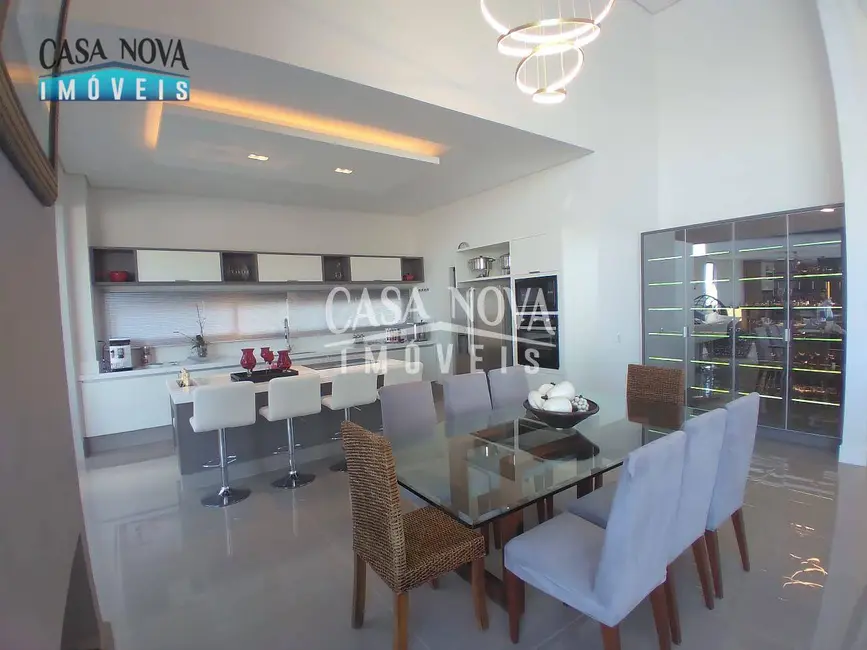 Foto 5 de Casa de Condomínio com 3 quartos à venda, 930m2 em Cachoeira, Vinhedo - SP