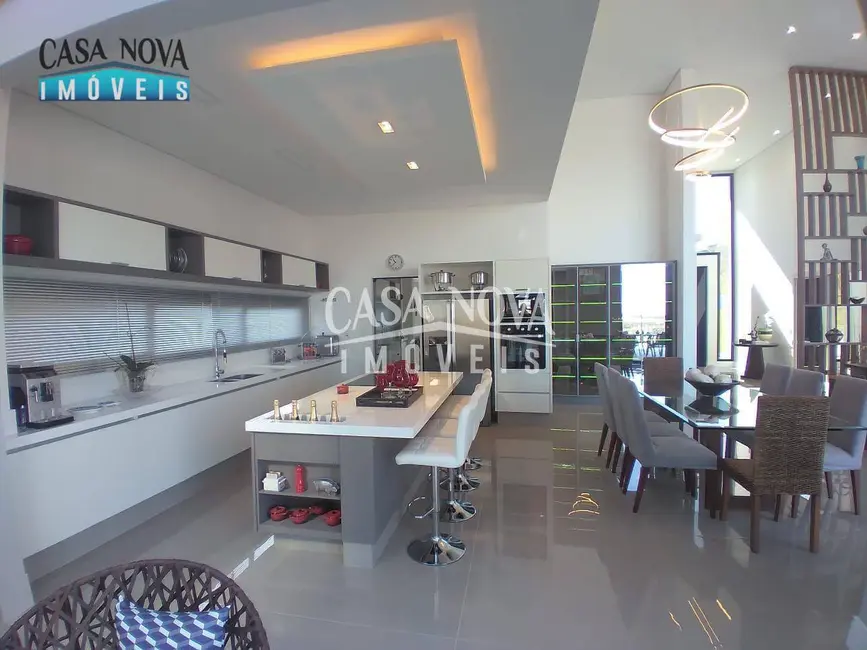 Foto 4 de Casa de Condomínio com 3 quartos à venda, 930m2 em Cachoeira, Vinhedo - SP