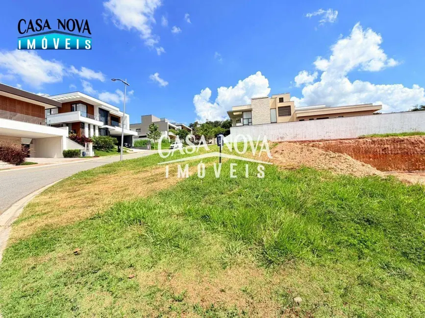 Foto 3 de Terreno / Lote à venda, 342m2 em Jundiai - SP