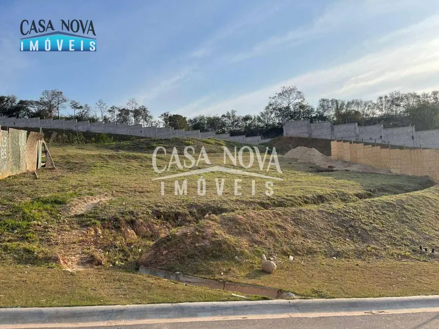 Foto 1 de Terreno / Lote à venda, 342m2 em Jundiai - SP