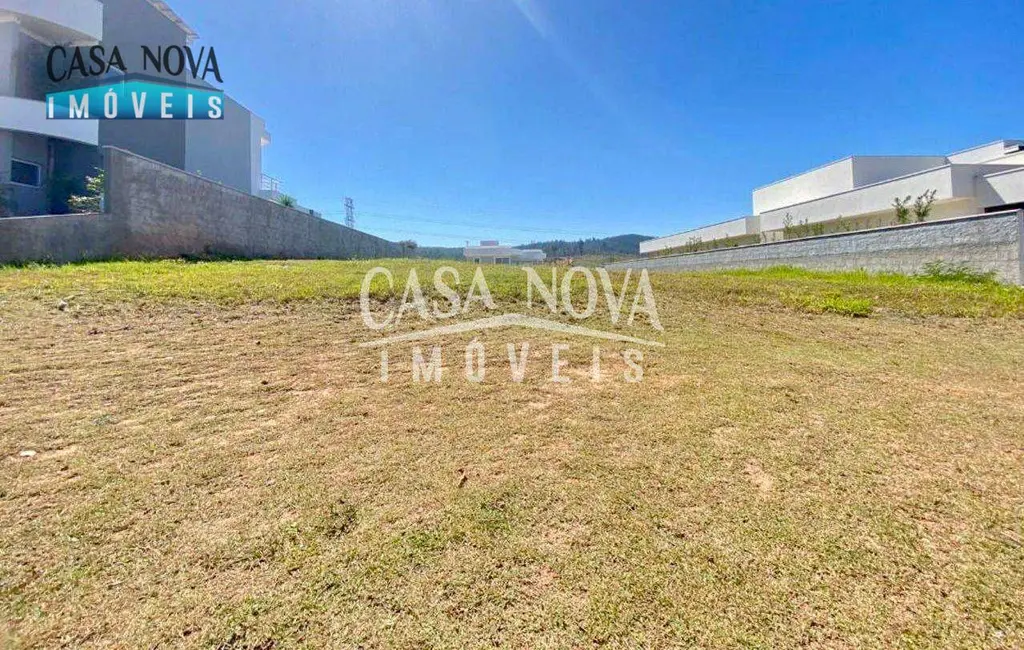 Foto 1 de Terreno / Lote à venda, 800m2 em Vinhedo - SP