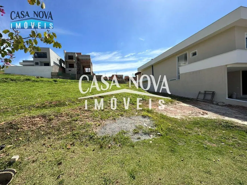 Foto 3 de Terreno / Lote à venda, 435m2 em Jundiai - SP