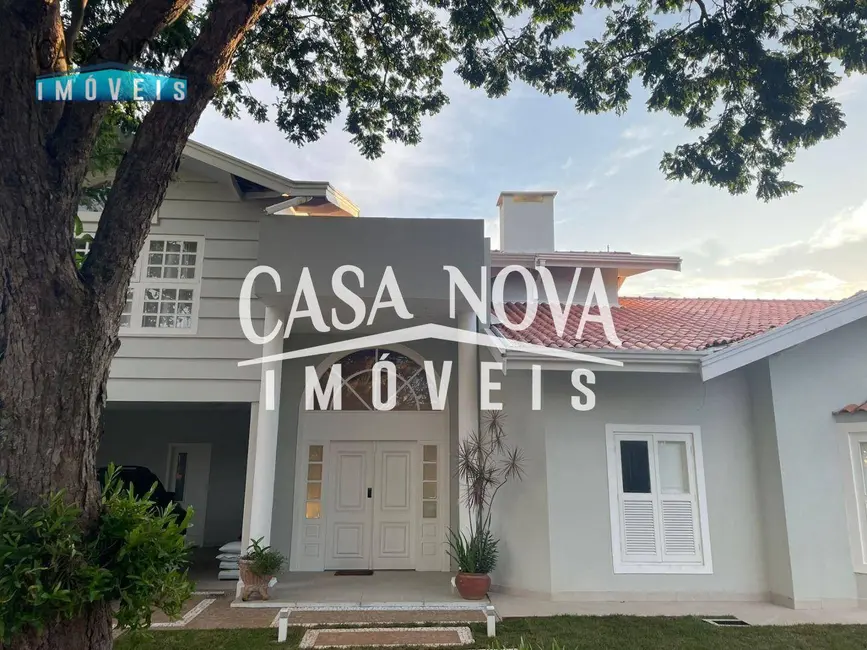 Casa de Condomínio com 5 quartos à venda, 1309m2 em Centro, Vinhedo - SP - imagem 3 Foto 3 de Casa de Condomínio com 5 quartos à venda, 1309m2 em Centro, Vinhedo - SP