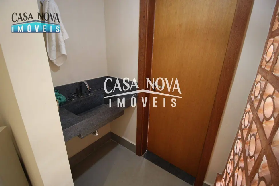 Foto 8 de Casa de Condomínio com 3 quartos à venda, 882m2 em Cachoeira, Vinhedo - SP