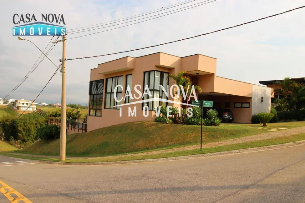 Foto 3 de Casa de Condomínio com 3 quartos à venda, 882m2 em Cachoeira, Vinhedo - SP