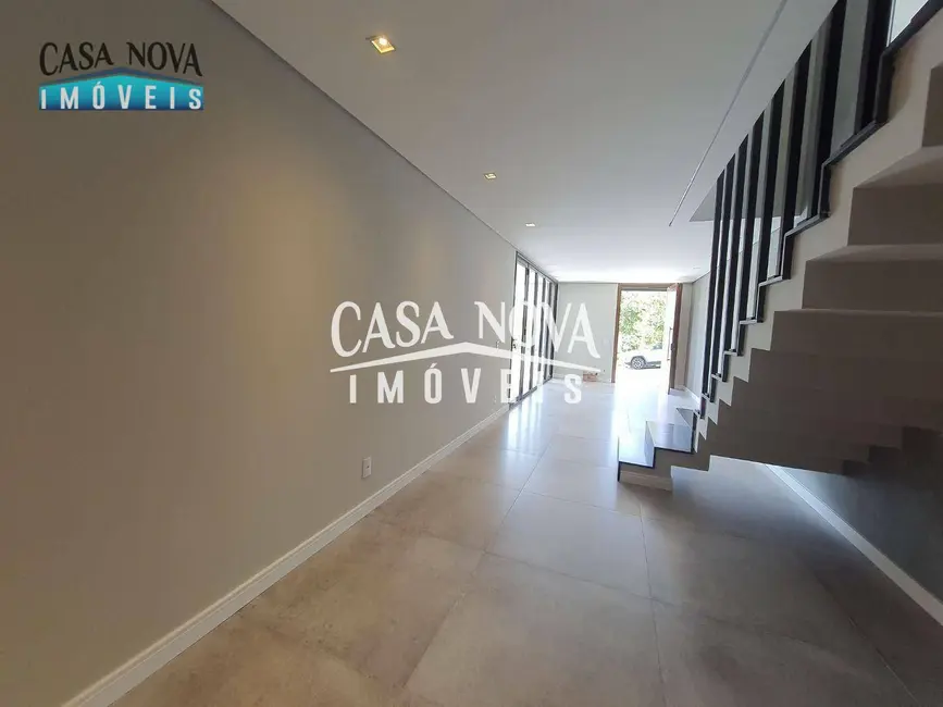 Foto 2 de Casa de Condomínio com 3 quartos à venda, 300m2 em Pinheirinho, Vinhedo - SP