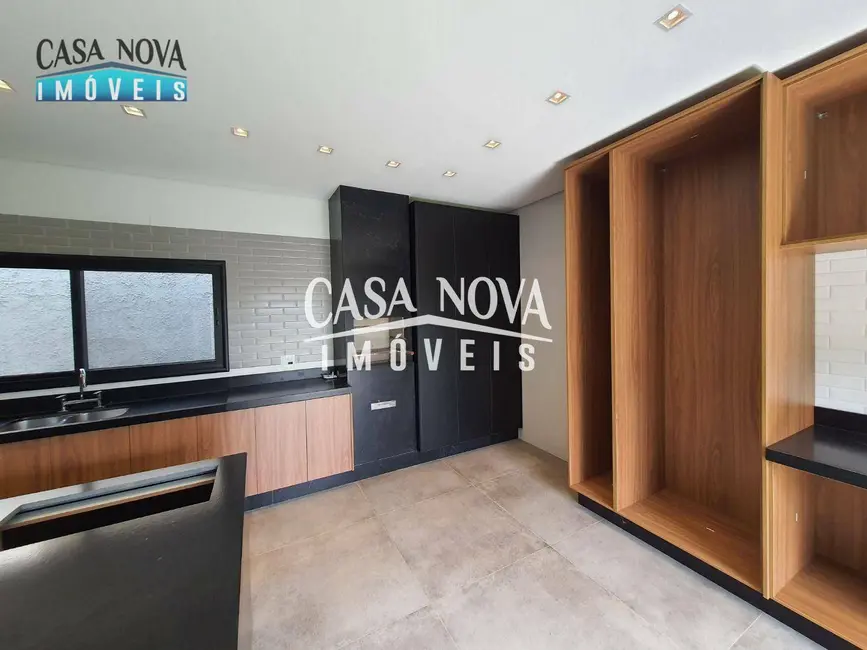 Foto 8 de Casa de Condomínio com 3 quartos à venda, 300m2 em Pinheirinho, Vinhedo - SP