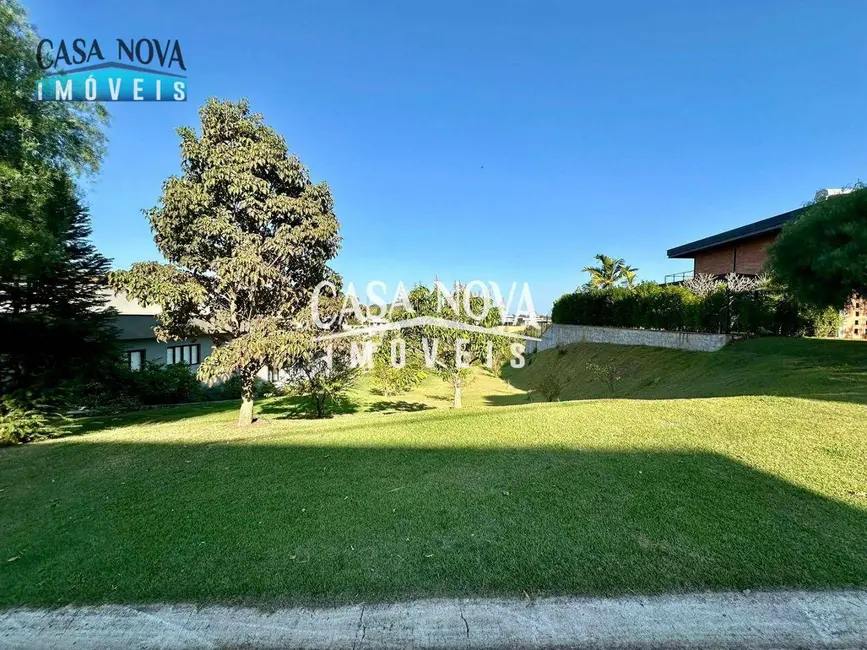 Foto 1 de Terreno / Lote à venda, 800m2 em Cachoeira, Vinhedo - SP