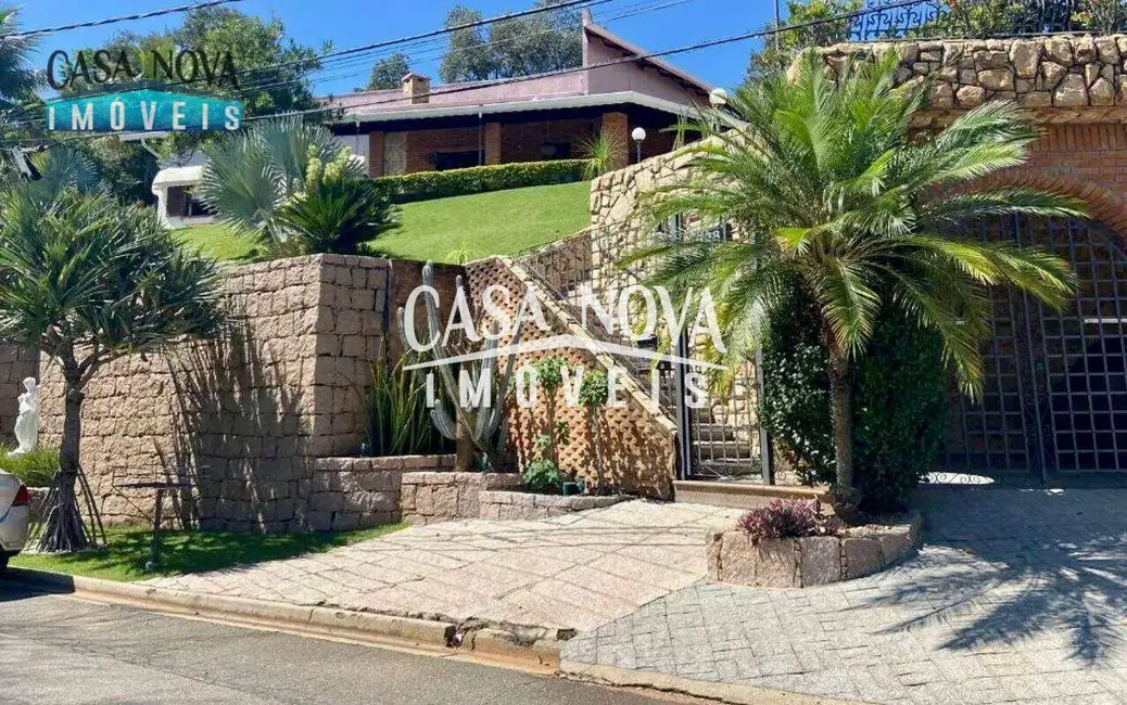 Foto 1 de Casa de Condomínio com 3 quartos à venda, 890m2 em Vinhedo - SP