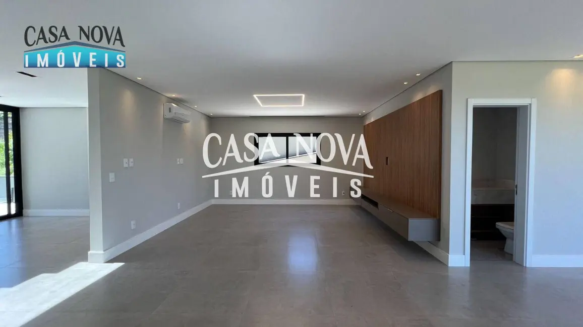 Foto 8 de Casa de Condomínio com 3 quartos à venda, 840m2 em Vista Alegre, Vinhedo - SP