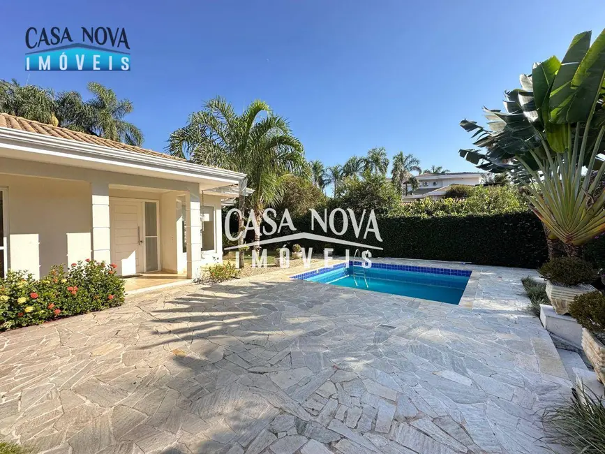 Foto 3 de Casa de Condomínio com 3 quartos à venda, 800m2 em Vinhedo - SP