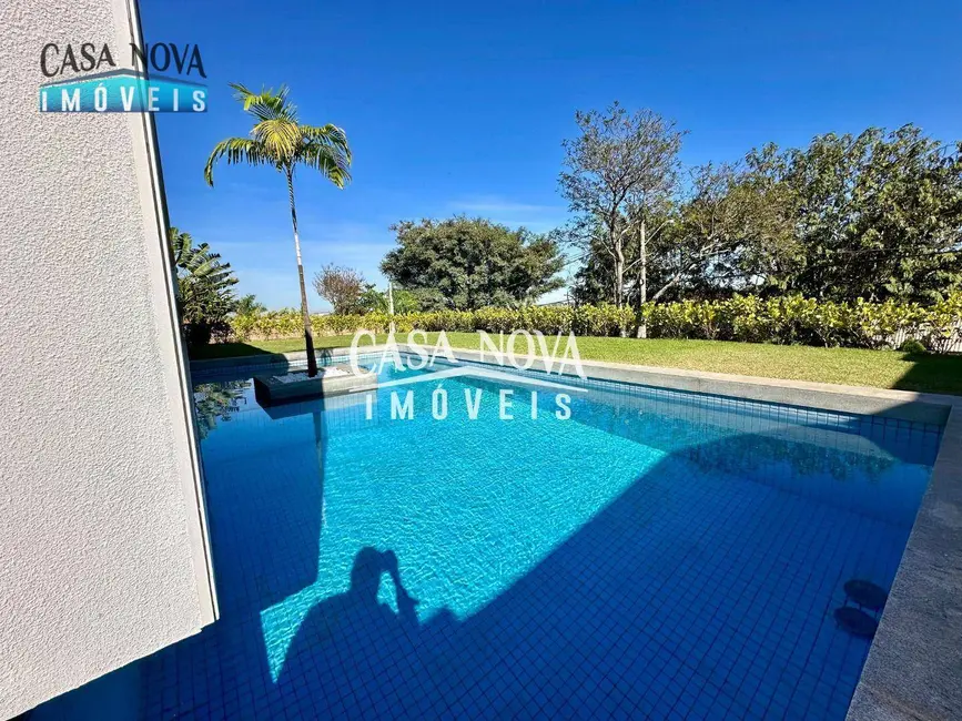 Foto 3 de Casa de Condomínio com 3 quartos para alugar, 800m2 em Vinhedo - SP