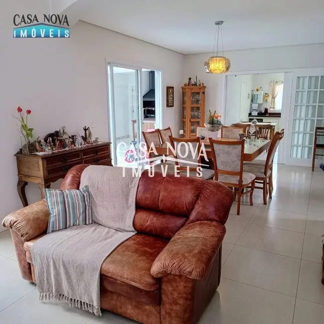 Foto 7 de Casa de Condomínio com 3 quartos à venda, 375m2 em Vinhedo - SP