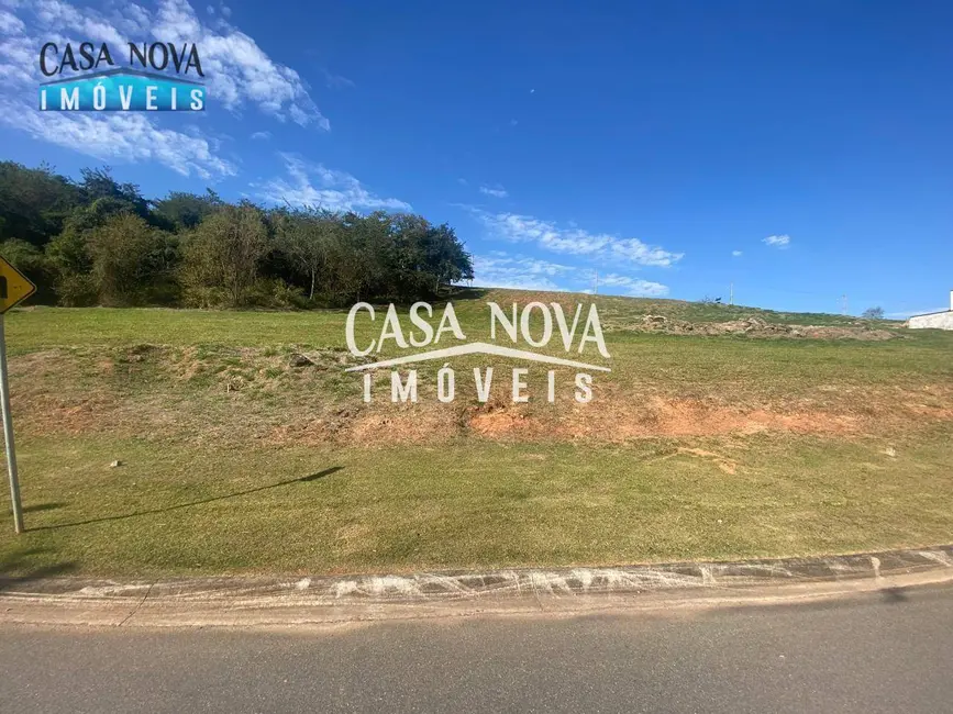Foto 2 de Terreno / Lote à venda, 654m2 em Louveira - SP