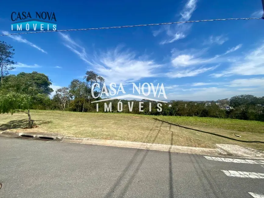 Foto 2 de Terreno / Lote à venda, 635m2 em Louveira - SP