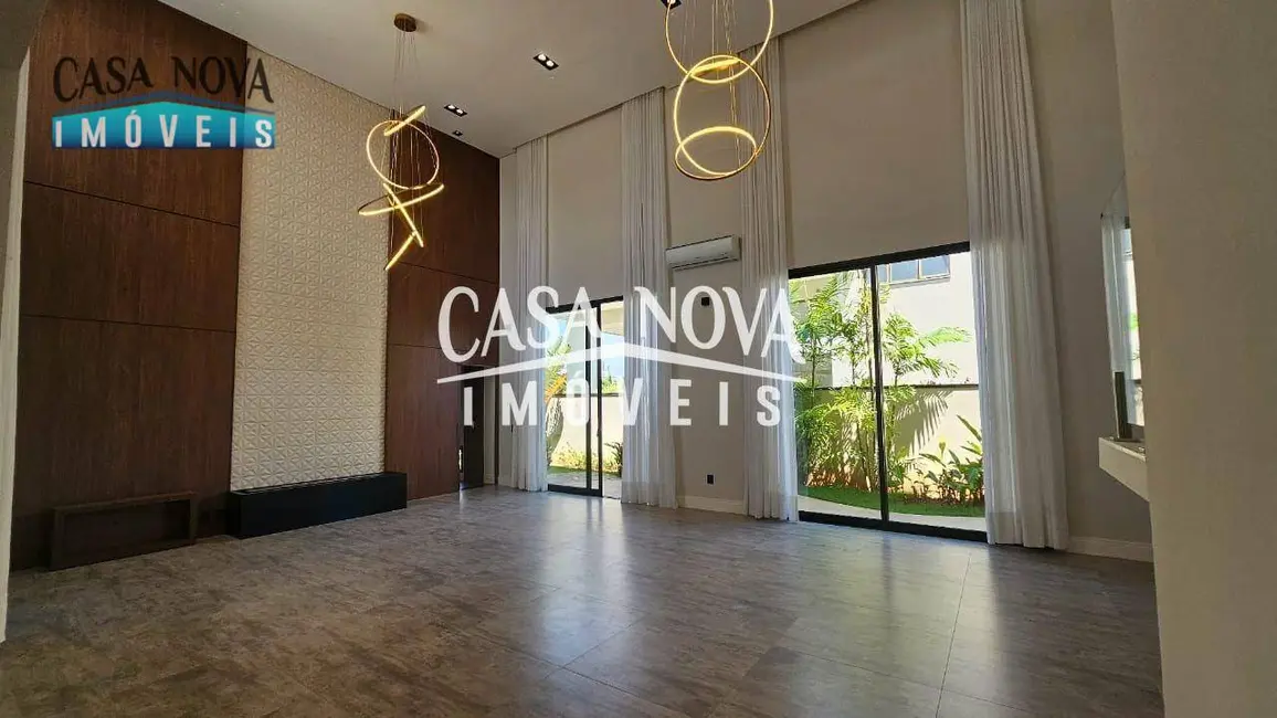 Foto 3 de Casa de Condomínio com 4 quartos à venda, 800m2 em Cachoeira, Vinhedo - SP