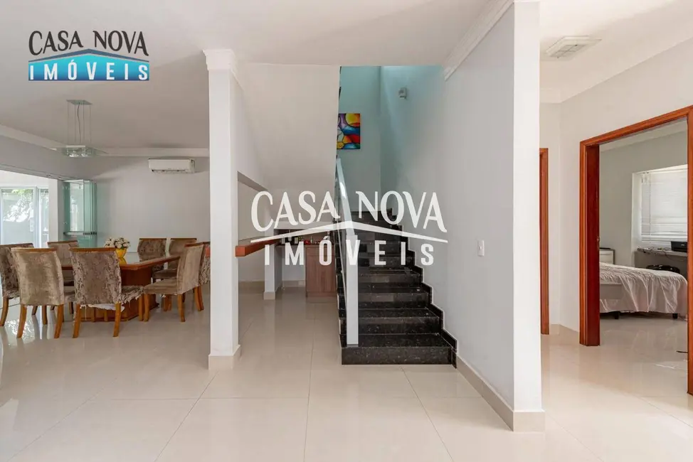 Foto 6 de Casa de Condomínio com 3 quartos à venda, 420m2 em Pinheirinho, Vinhedo - SP