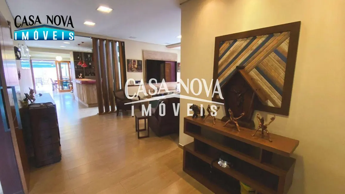 Foto 2 de Casa de Condomínio com 5 quartos à venda, 420m2 em Pinheirinho, Vinhedo - SP