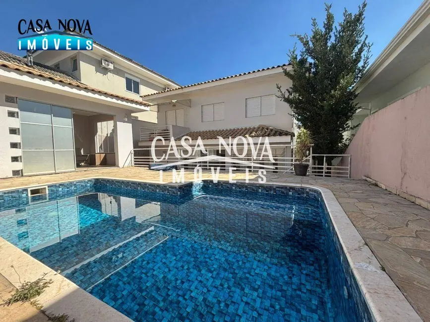 Foto 1 de Casa de Condomínio com 3 quartos à venda, 300m2 em Pinheirinho, Vinhedo - SP