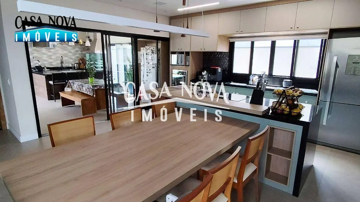 Foto 5 de Casa de Condomínio com 3 quartos à venda, 360m2 em Jundiai - SP