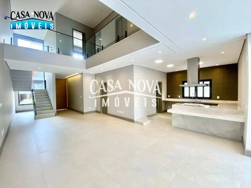 Foto 4 de Casa de Condomínio com 3 quartos à venda, 300m2 em Jundiai - SP