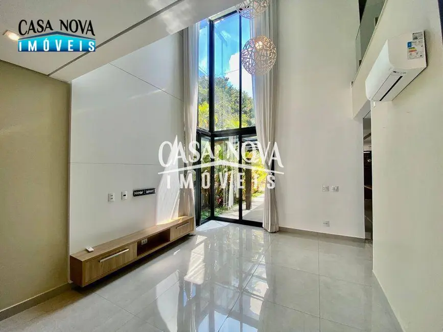 Casa de Condomínio com 3 quartos à venda, 328m2 em Jundiai - SP - imagem 6 Foto 6 de Casa de Condomínio com 3 quartos à venda, 328m2 em Jundiai - SP