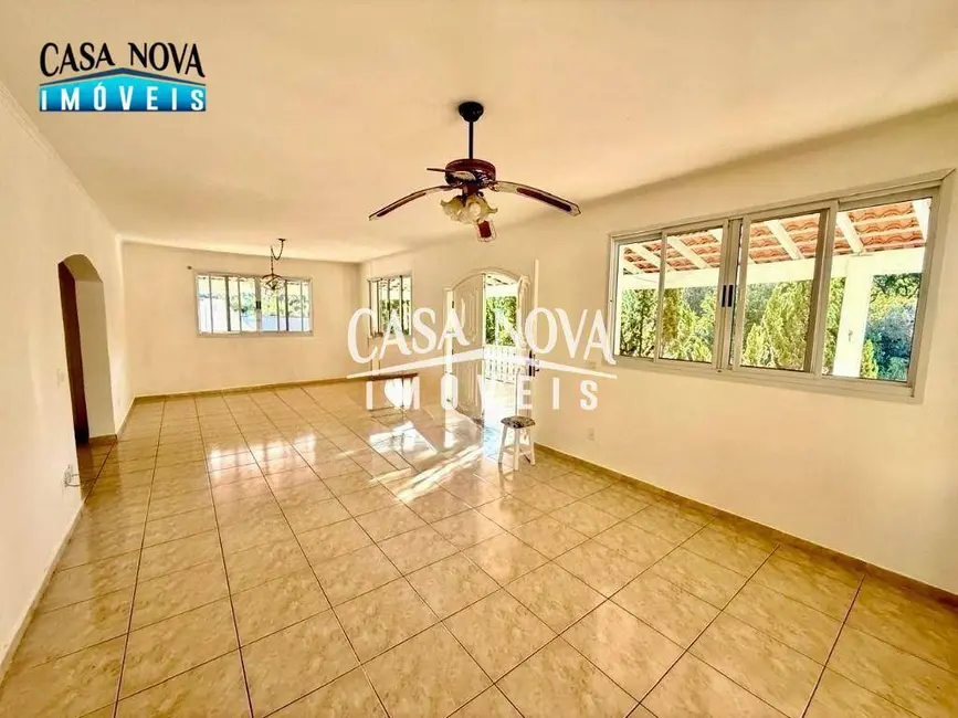 Foto 4 de Casa de Condomínio com 3 quartos à venda, 868m2 em Vinhedo - SP