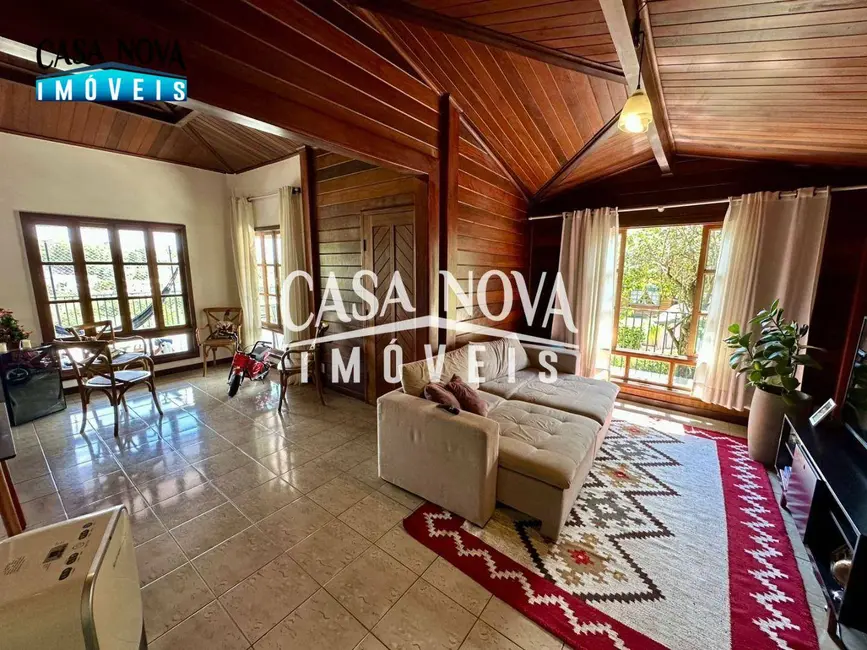 Casa de Condomínio com 3 quartos à venda e para alugar, 1198m2 em Vinhedo - SP - imagem 2 Foto 2 de Casa de Condomínio com 3 quartos à venda e para alugar, 1198m2 em Vinhedo - SP