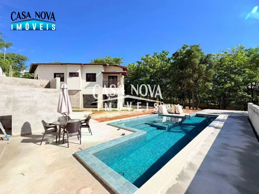 Foto 1 de Casa de Condomínio com 3 quartos à venda, 820m2 em Vinhedo - SP