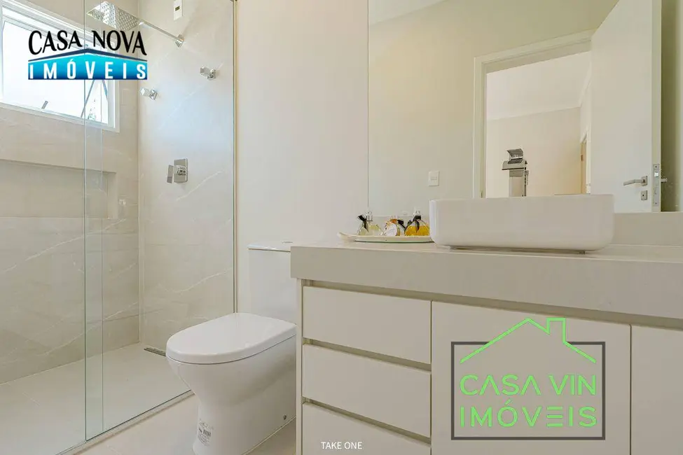 Foto 9 de Casa de Condomínio com 3 quartos à venda, 1000m2 em Vinhedo - SP